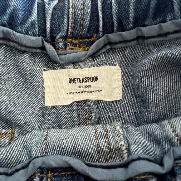 One teaspoon shabby bandit boyfriend shorts size small - Picture 3 of 6